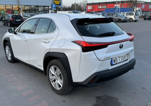 Lexus UX cena 110085 przebieg: 48500, rok produkcji 2020 z Warszawa małe 154